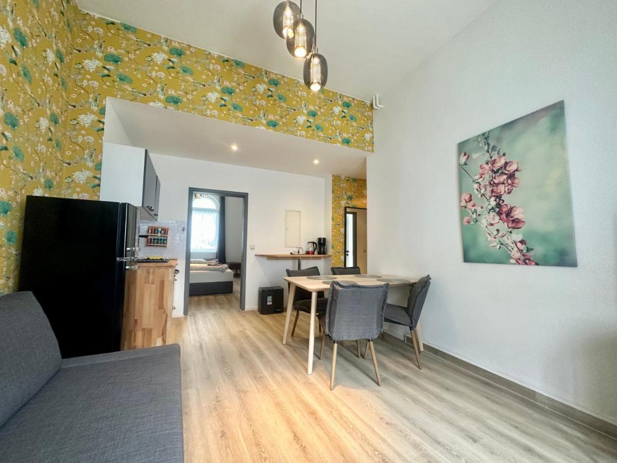 Apartment Zum Gelben Kolibri Inkl. Parkplatz Érfurt Exterior foto
